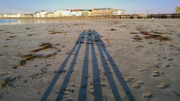 June 2015, strolling on the beach at sunset at Saint-Malo, France.  Shot with a Droid Maxx smartphone. (David Boraks photo)